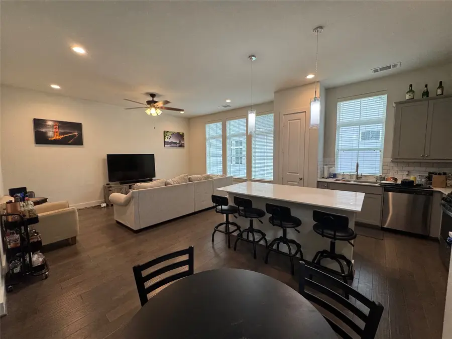 6031 Cypress Street, Houston, TX 77074 - Image #2