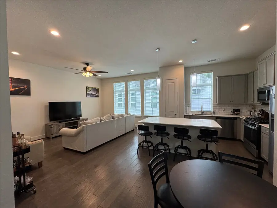 6031 Cypress Street, Houston, TX 77074 - Image #3