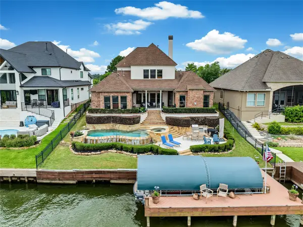12320 White Oak Point, Conroe, TX 77304