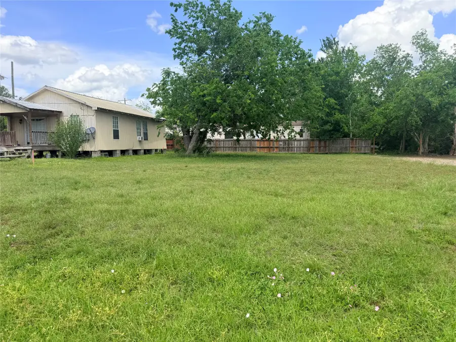 606 7th Street, Navasota, TX 77868 - #2