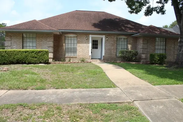 9222 Chesney Downs Drive, Houston, TX 77083