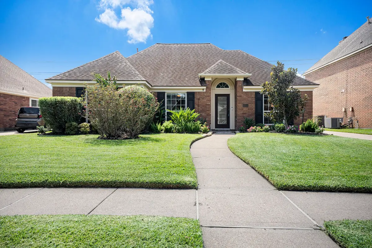 4705 Broadmoor Drive, League City, TX 77573 - Image #1