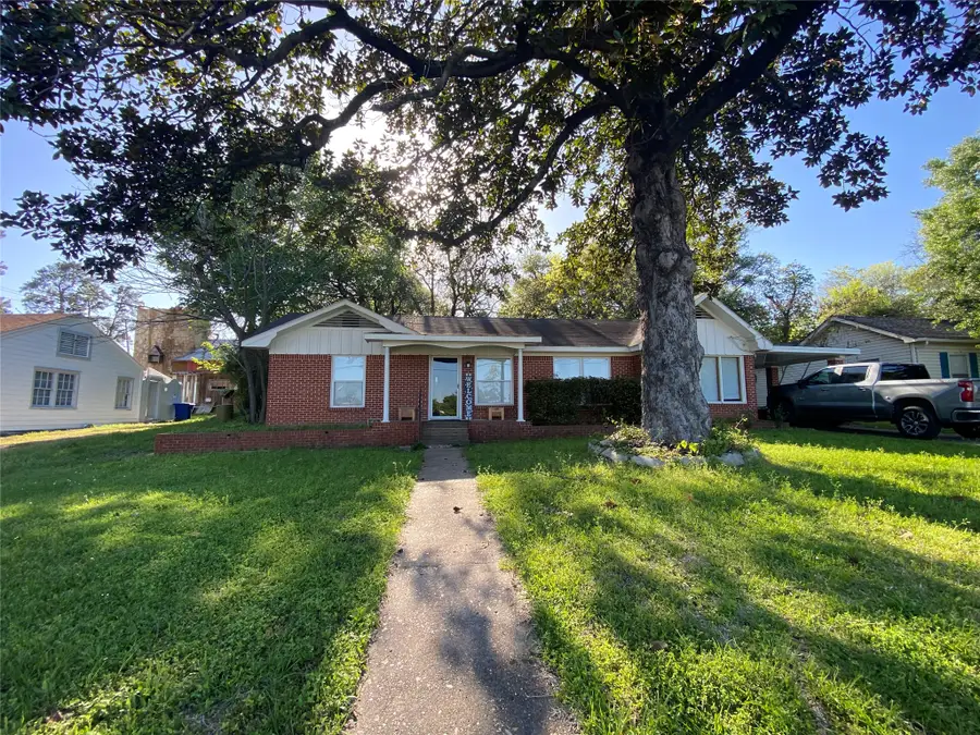 1016 Pecan Street, Huntsville, TX 77320 - #2