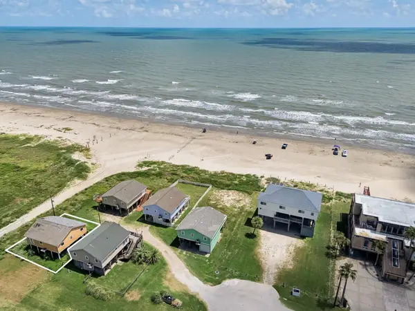 16507 Jamaica Beach Road, Jamaica Beach, TX 77554