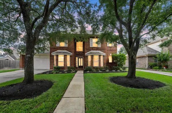 6422 Walston Bend Drive, Sugar Land, TX 77479