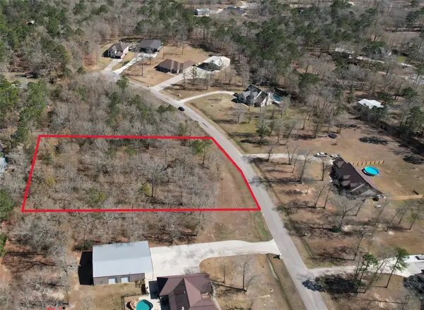 189 County Road 6323, Dayton, TX 77535