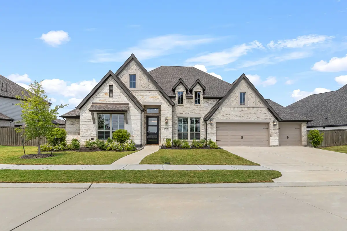 12122 Grassy Bend Drive, Monterey Belvieu, TX 77523 - Image #1