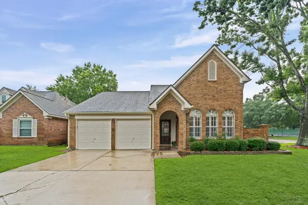 1502 Beechurst Court, Houston, TX 77062