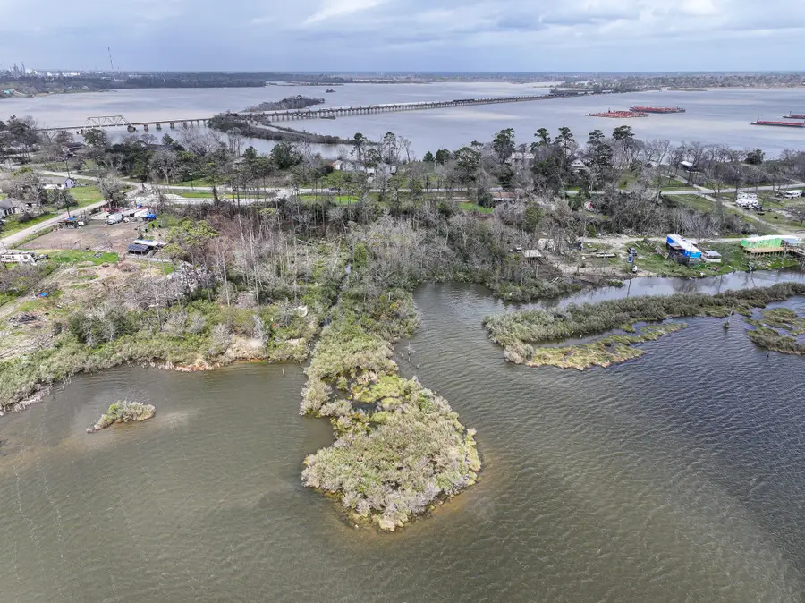 17202 Meadowbrook Drive, Channelview, TX 77530 - Image #2