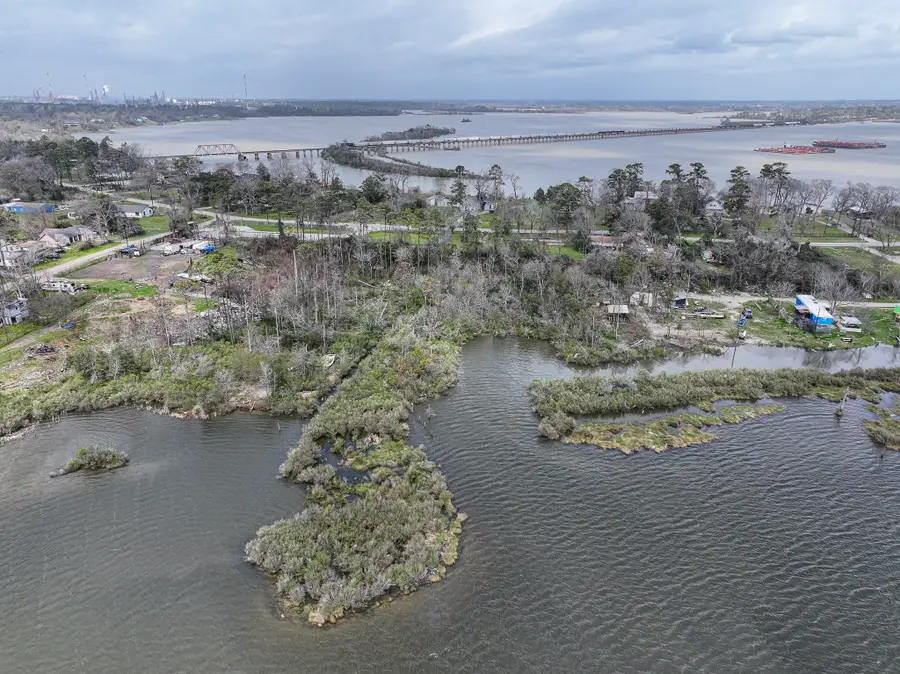 17202 Meadowbrook Drive, Channelview, TX 77530 - Image #3