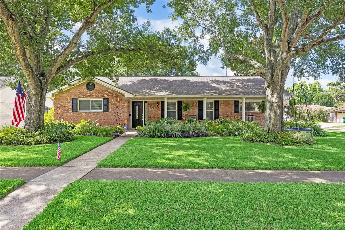 5547 Wigton Drive, Houston, TX 77096 - #1