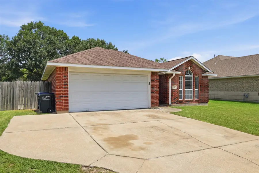413 Brentwood Drive E, College Station, TX 77840 - #2