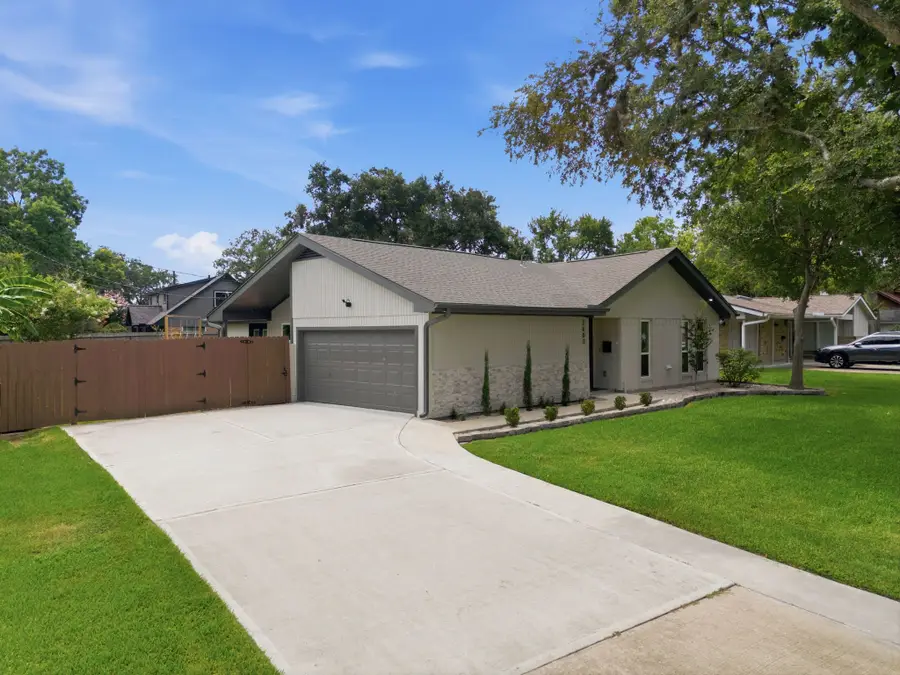 2603 Baycrest Drive, Houston, TX 77058 - #2