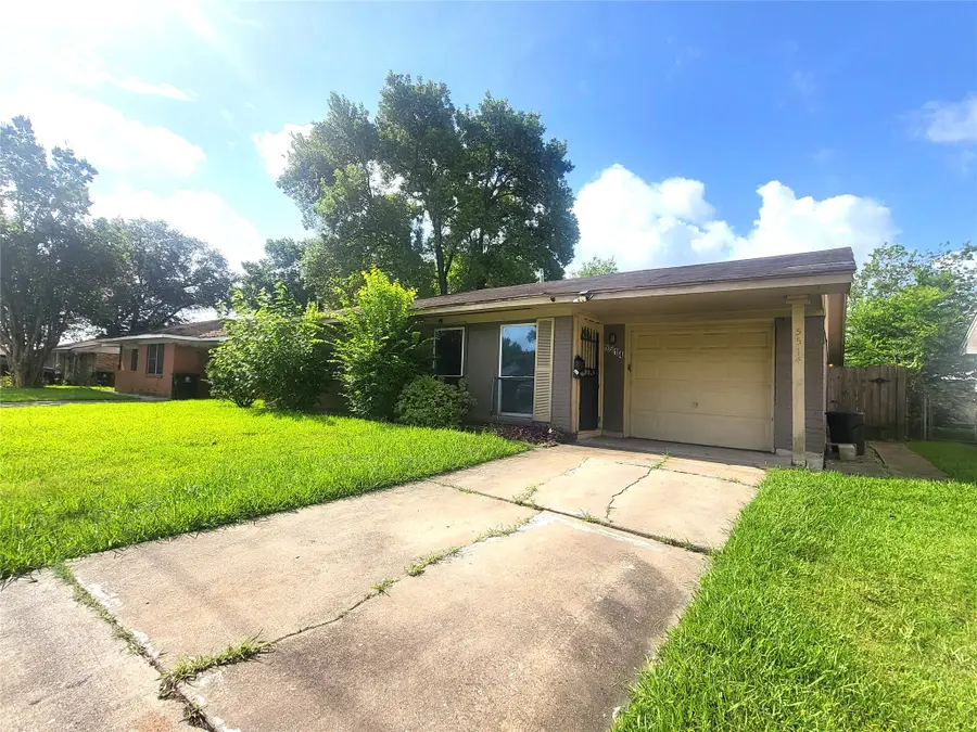 5514 S Acres Drive, Houston, TX 77048 - #2