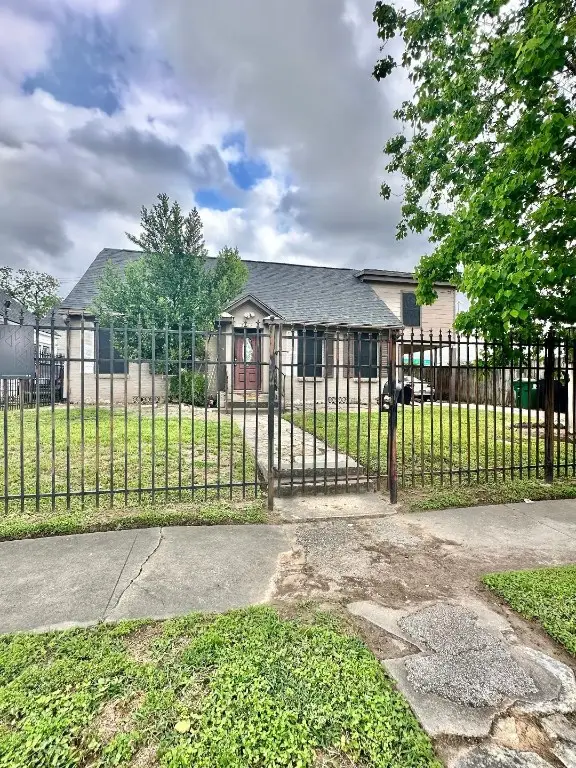 2007 Rosewood Street, Houston, TX 77004 - #2