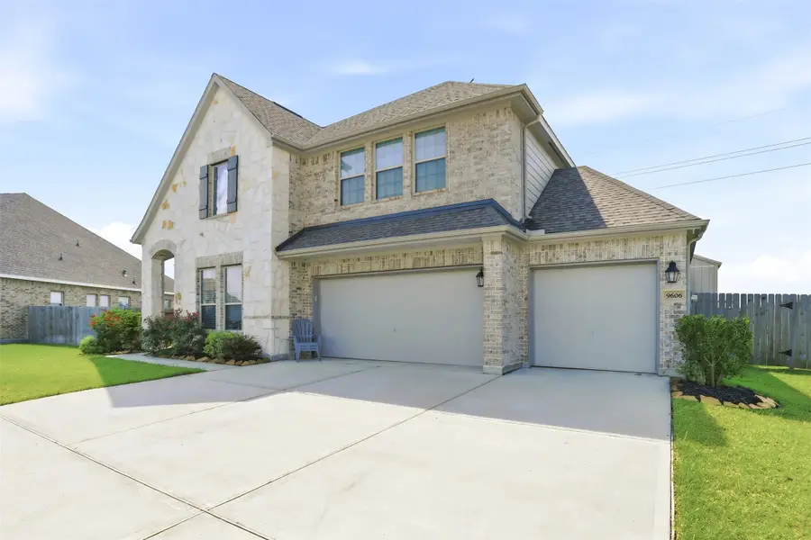 9606 Pleasant Way, Baytown, TX 77523 - #3