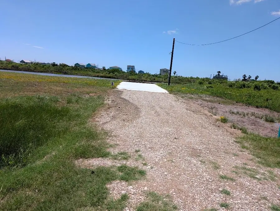 505 Cr 204 Dolphin Way Drive, Sargent, TX 77414 - Image #2