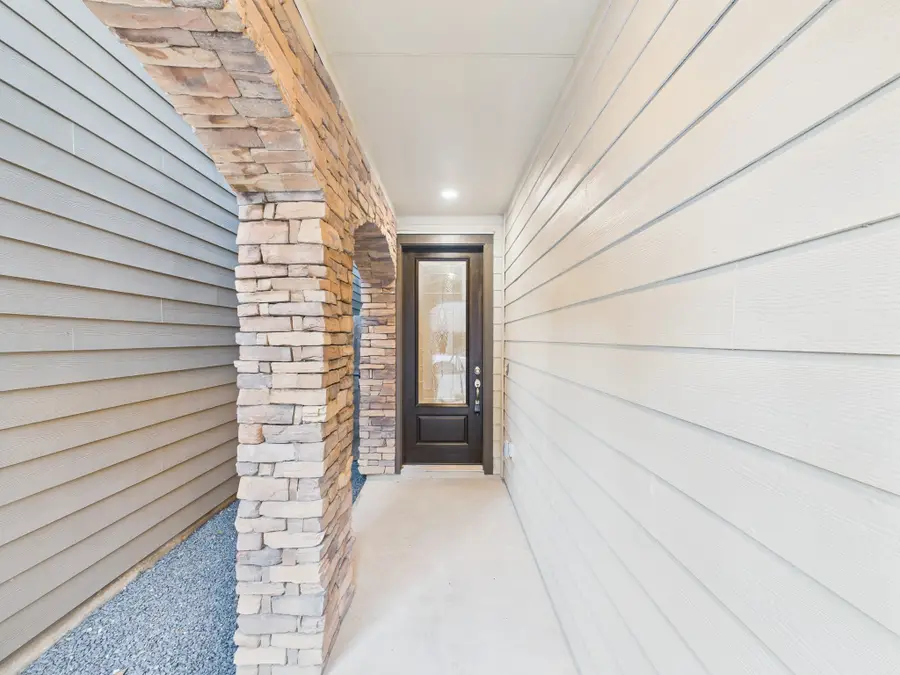 8918 Terrace Pass Drive, Houston, TX 77080 - Image #2