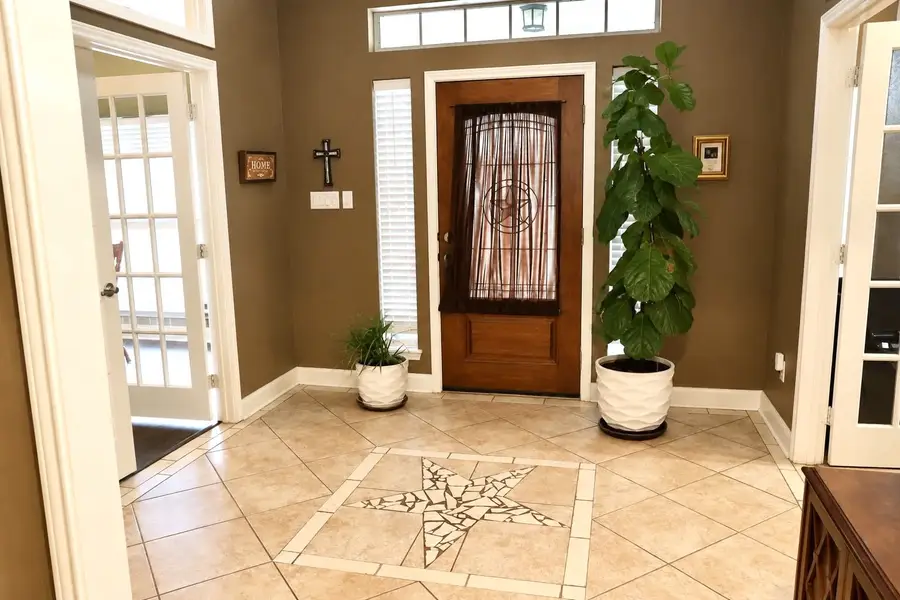 307 Standing Oaks Lane, Sealy, TX 77474 - #2