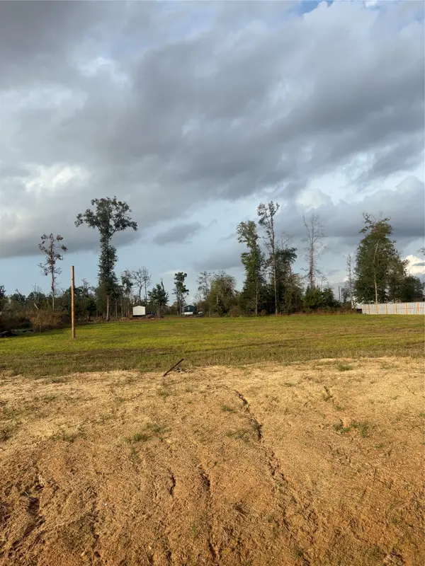 1043 Gazing Pine Street, Huffman, TX 77336
