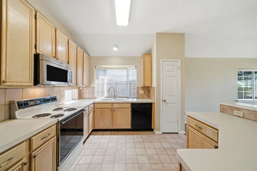 16042 Brittany Knoll Drive, Houston, TX 77095 - #3