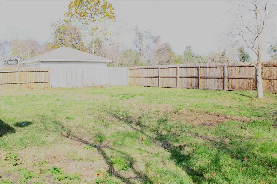 817 Hudler Street, La Marque, TX 77568 - Image #3