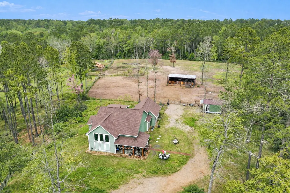 159 E Double Creek, Willis, TX 77378 - #1