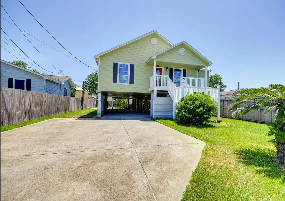 641 4th Street, San Leon, TX 77539 - Image #1