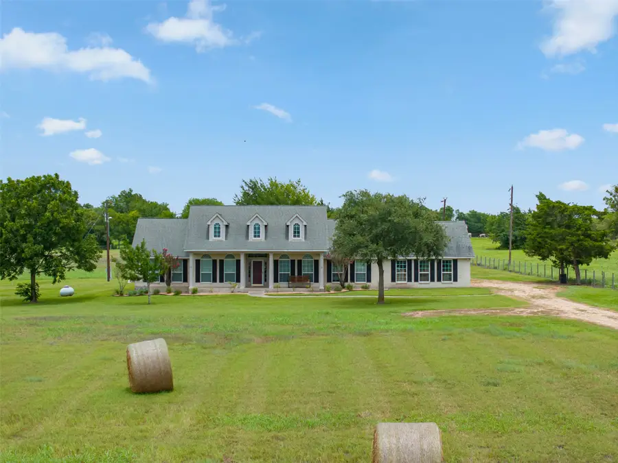 775 Century Farms Road, Burton, TX 77835 - Image #3