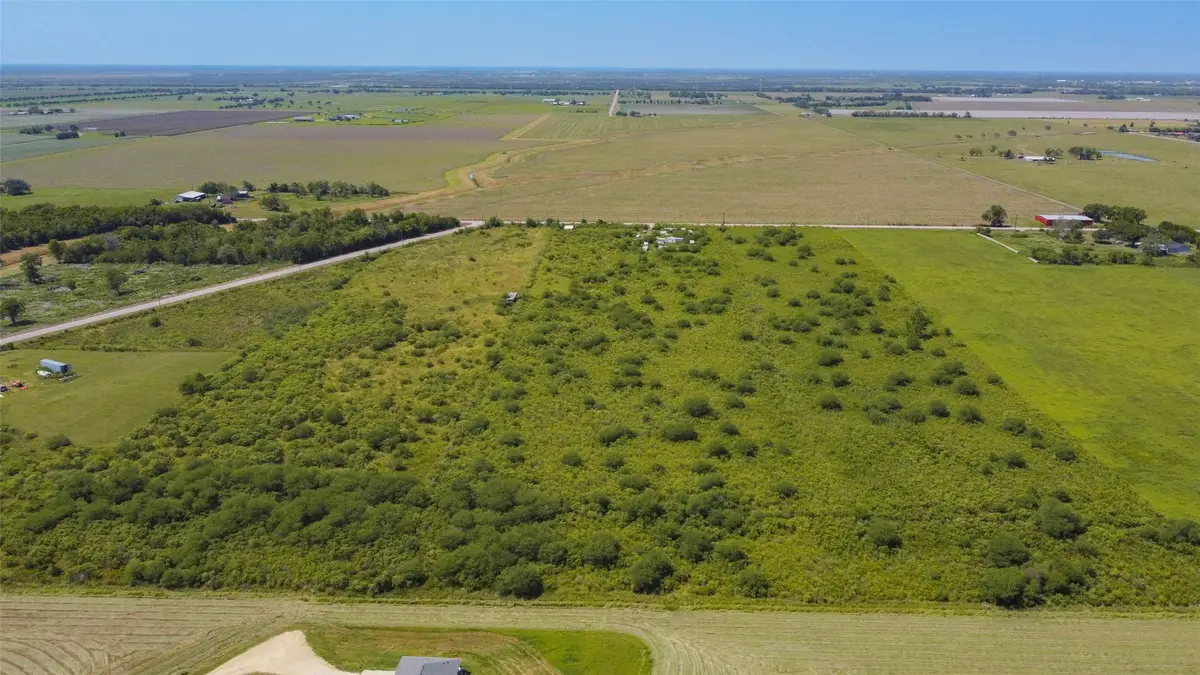 15415 Barak Road, Guy, TX 77444 - Image #1