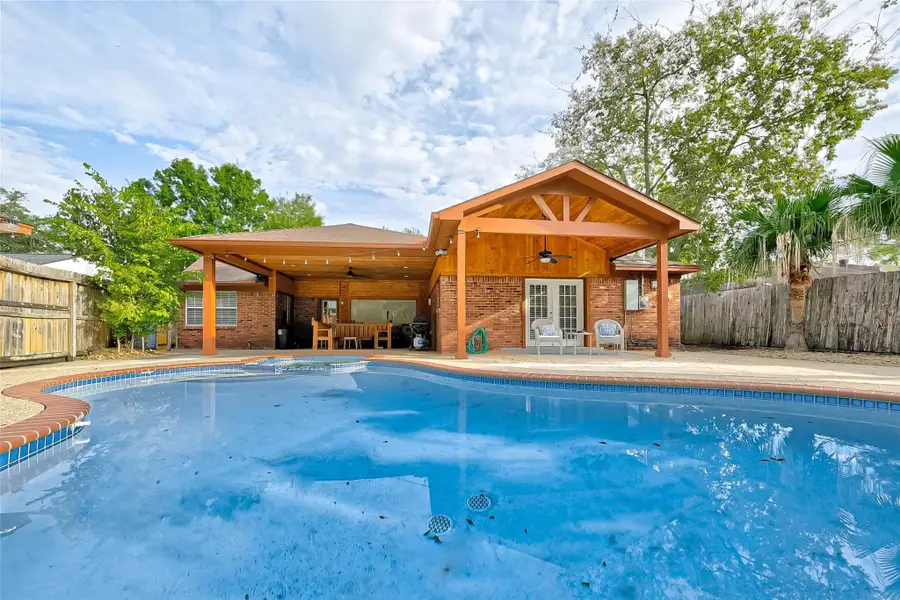 5711 Hummingbird Street, Houston, TX 77096 - Image #2