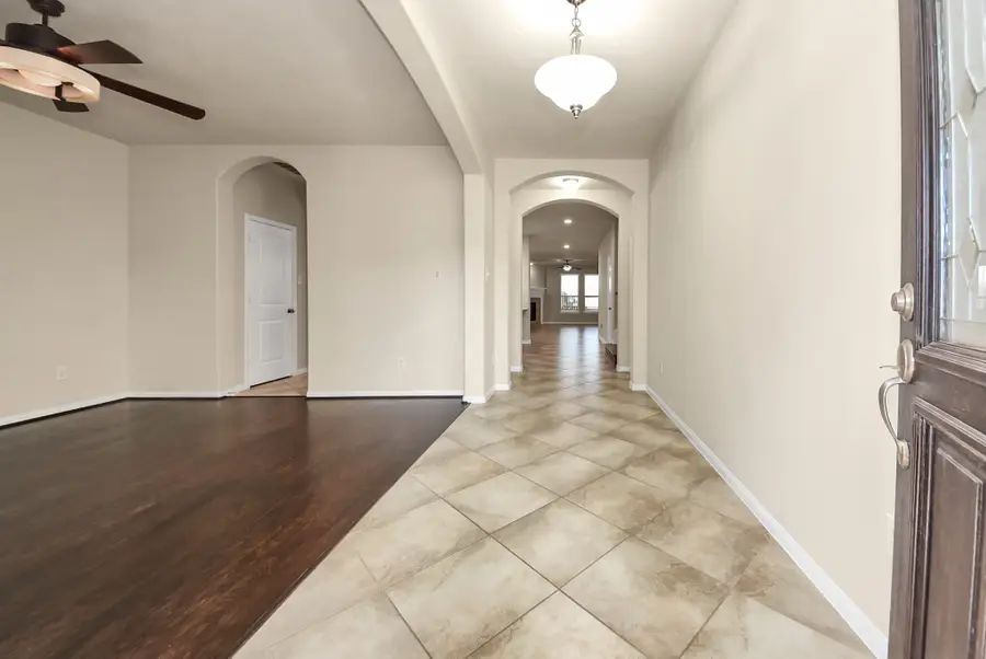 25002 Clover Ranch Drive, Katy, TX 77494 - Image #3