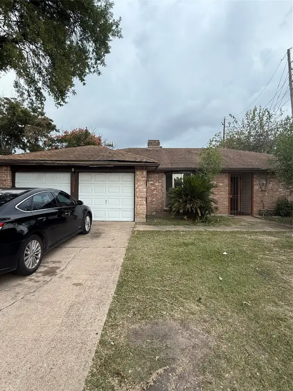 10922 W Bellfort Avenue, Houston, TX 77099