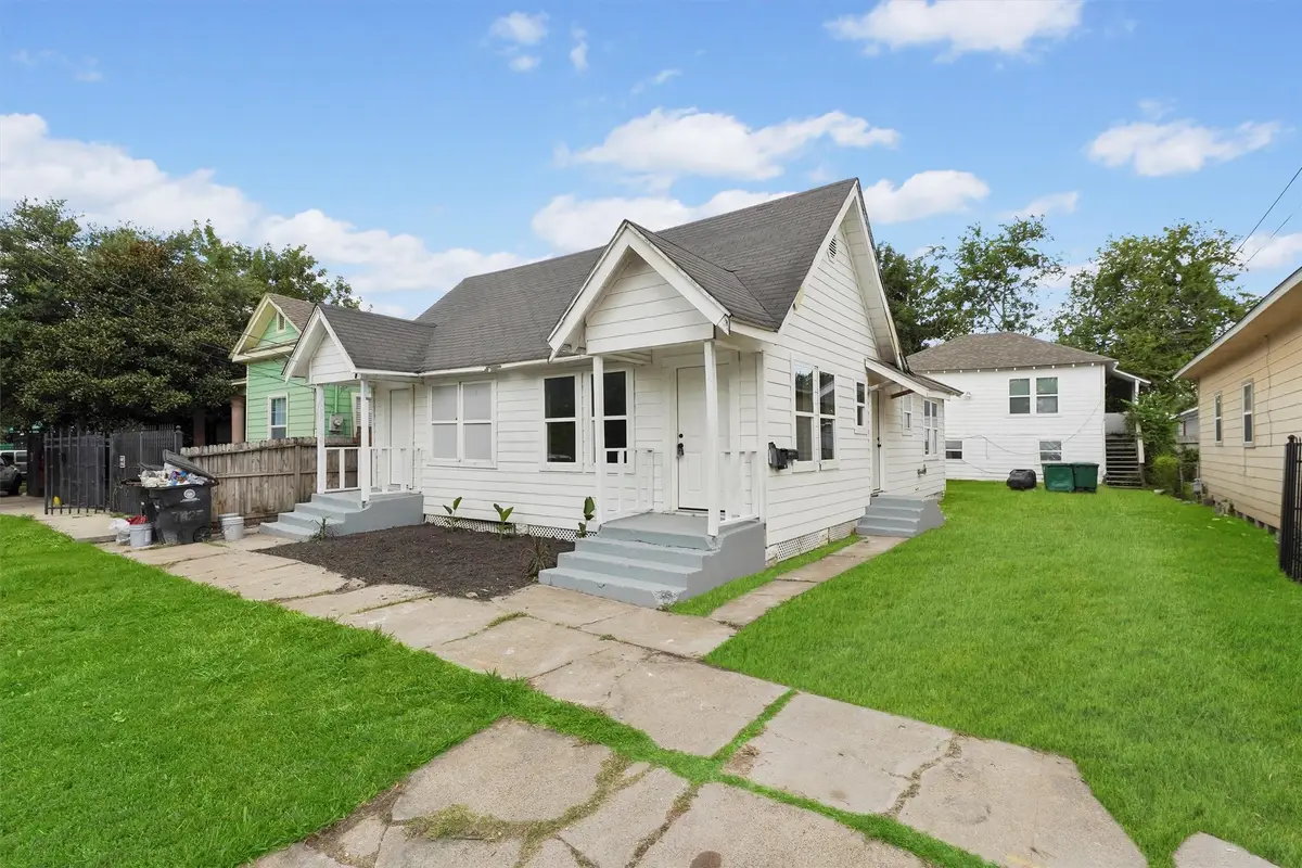 7425 Avenue E, Houston, TX 77011 - #1