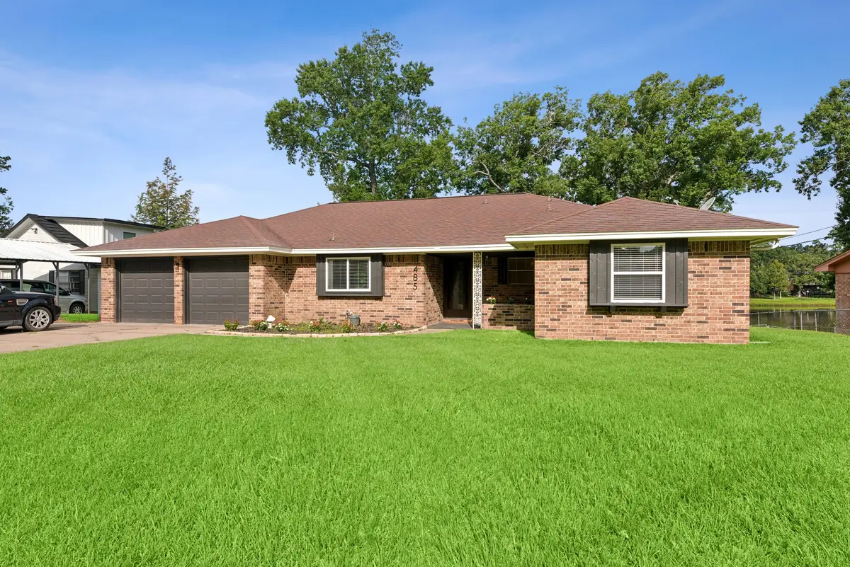 485 E Lake Drive, Livingston, TX 77351 - #1