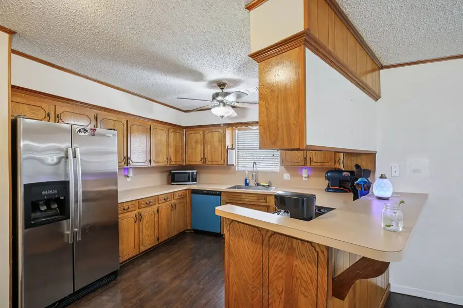 315 Arrowwood St, Lake Jackson, TX 77566 - #3