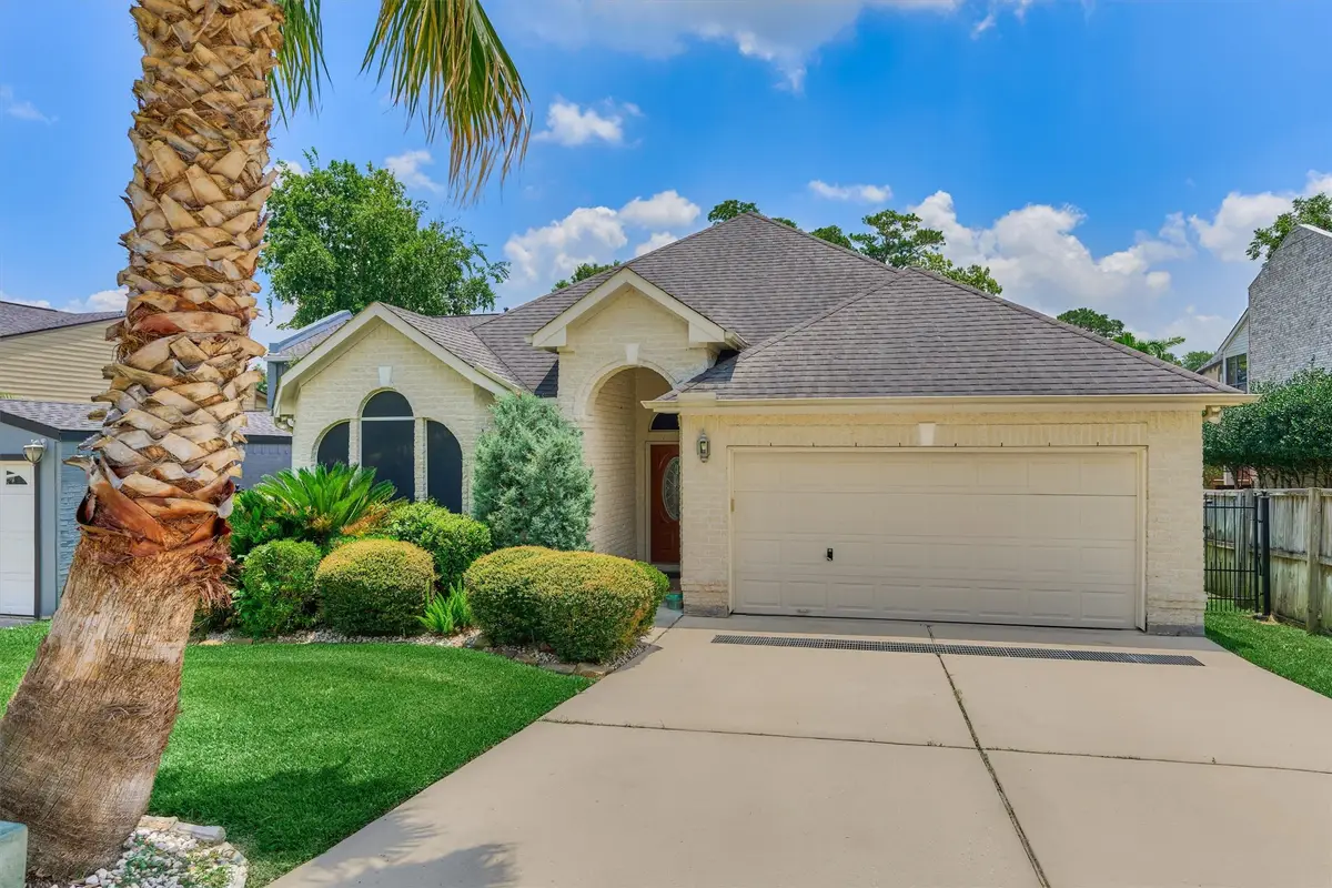738 Lake View Drive, Montgomery, TX 77356 - #1