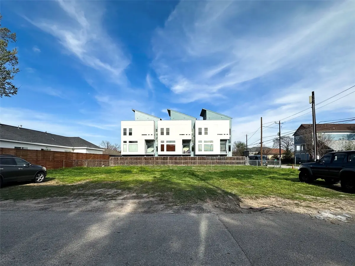 305 Quitman Street, Houston, TX 77009 - Image #1