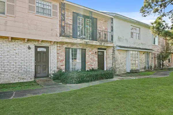 7093 Chasewood Drive, Missouri City, TX 77489