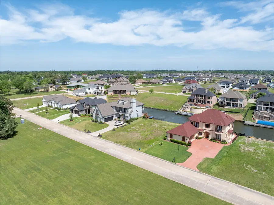 10808 Bourbon Street, Willis, TX 77318 - Image #2