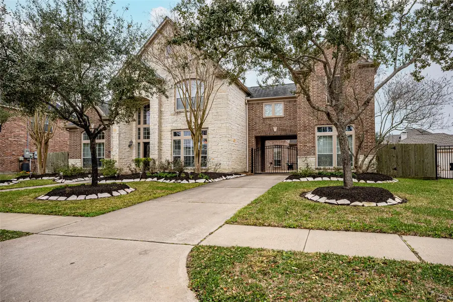 3221 Duchess Park Lane, Friendswood, TX 77546 - Image #2