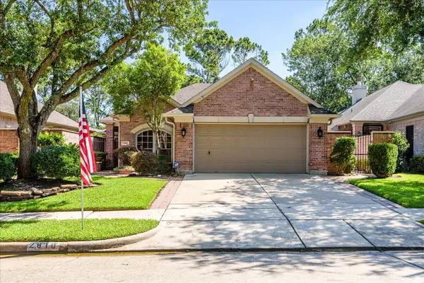 2810 Silver Bough Circle Circle, Houston, TX 77059
