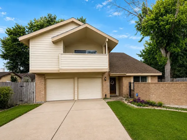 13535 Shadow Run Drive, Houston, TX 77082