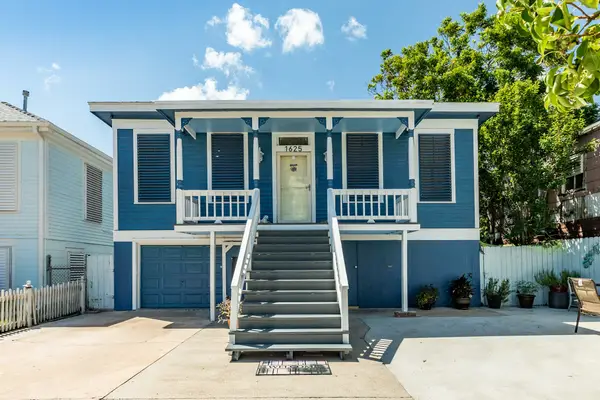 1625 Avenue M 1/2, Galveston, TX 77550