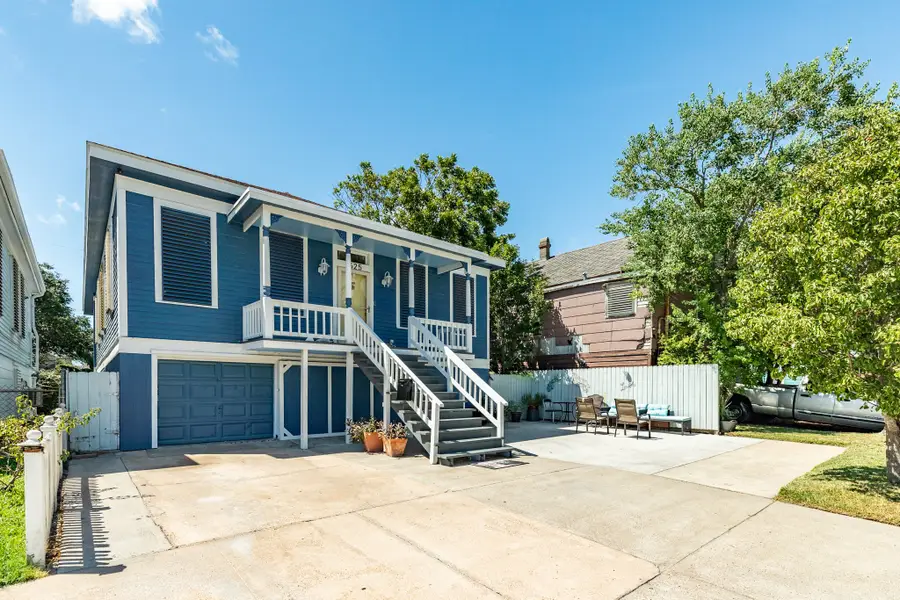 1625 Avenue M 1/2, Galveston, TX 77550 - Image #2