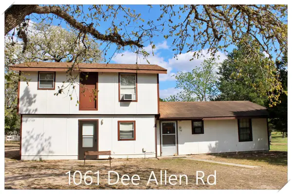 1061 Dee Allen Road, Columbus, TX 78934