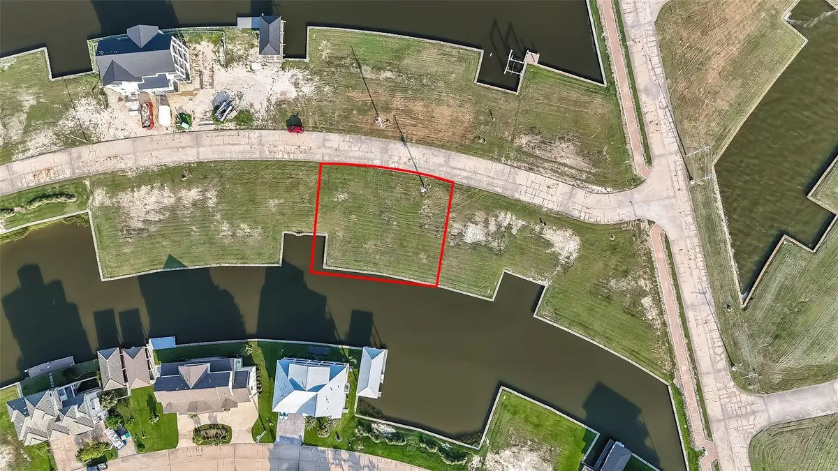 6 Marathon, Hitchcock, TX 77563 - Image #1