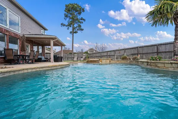 12503 Valley Cliff Court, Tomball, TX 77377