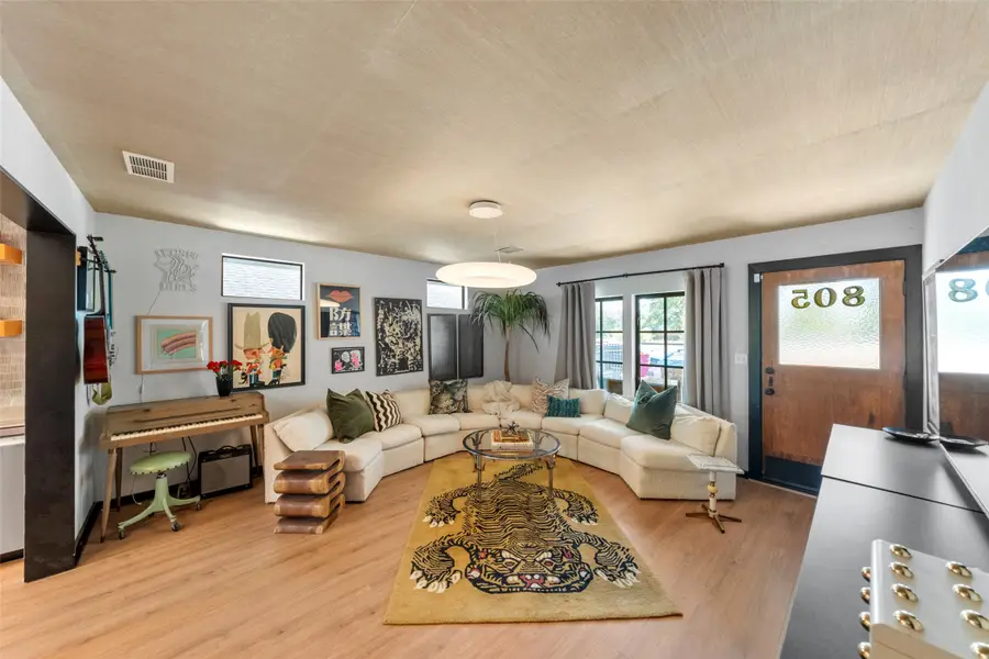 805 E 36th Street, Houston, TX 77022 - Image #3