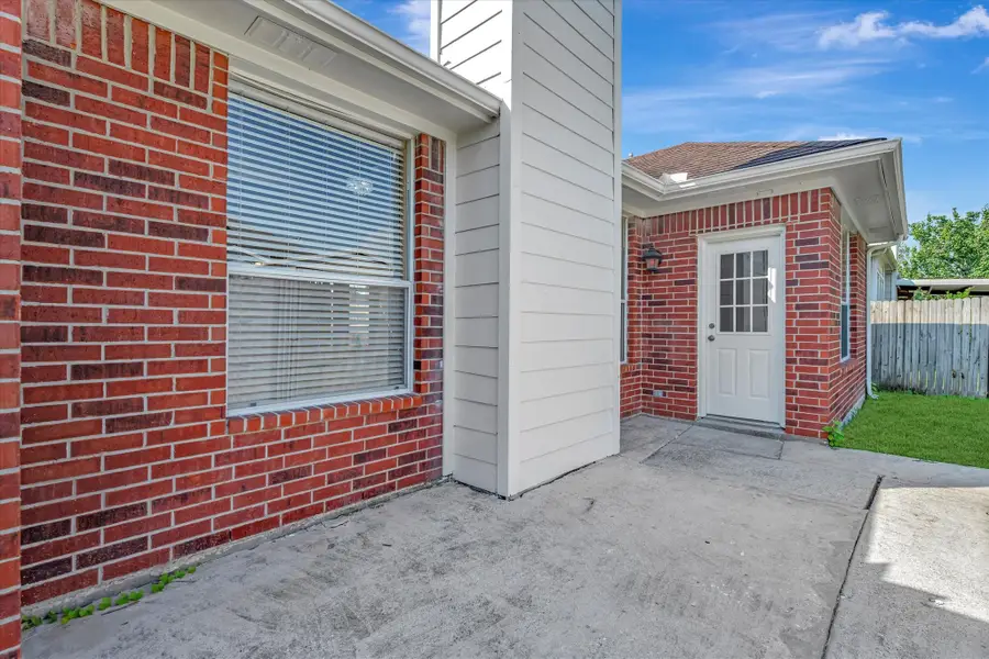 11003 Collingswood Drive, La Porte, TX 77571 - Image #3